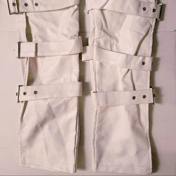 Boohoo Faux leather pants - Picture 4 of 8